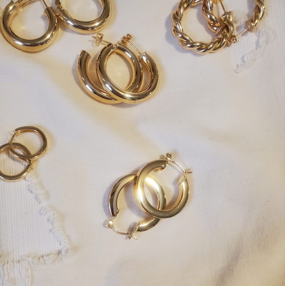 Gold Tone Hoop Earrings Set - Picture 9 of 9